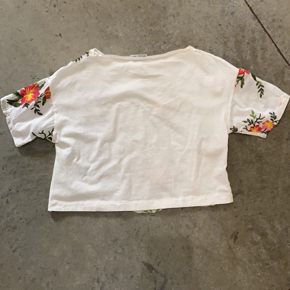 Zara embroidered floral top - Picture 3 of 4